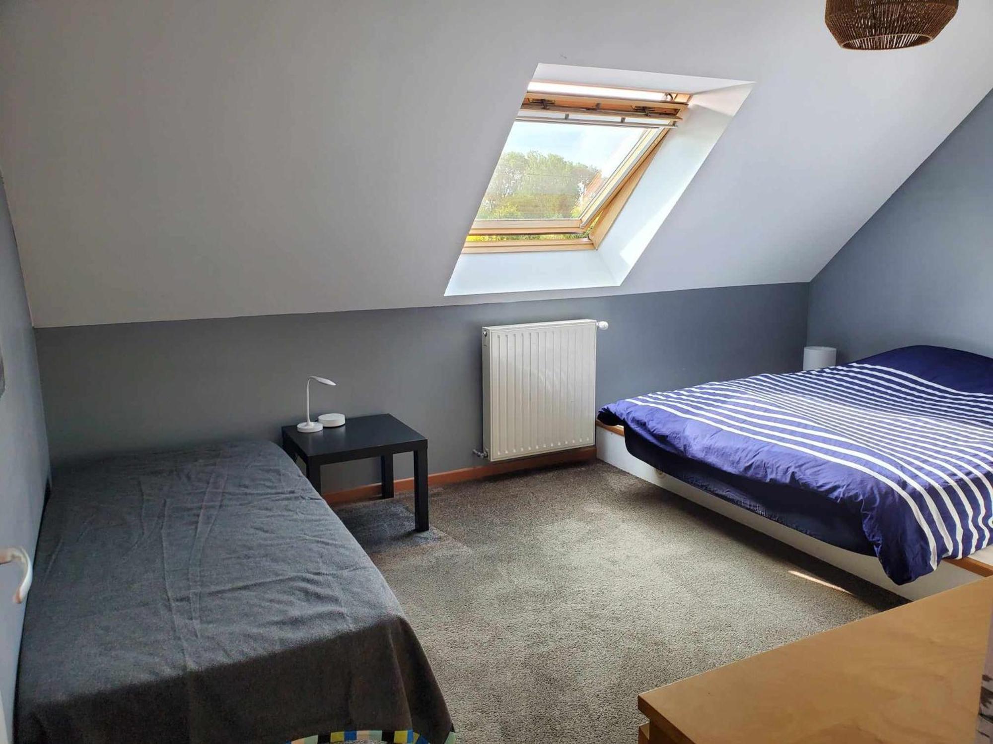 L Etablissement Gold Propose 1 , Maison 80m2 Avec Terrain 500m2, Parking Prive A 4 Min Du Port Artificiel D Arromanches, Services Accueil Personnalise, Lits Faits, Serviettes, Menage, Netflix, Wifi Holiday home Ryes